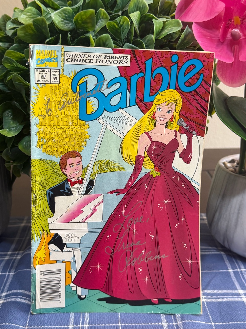 Barbie Comic Book - Pink Barbie Gown Cover